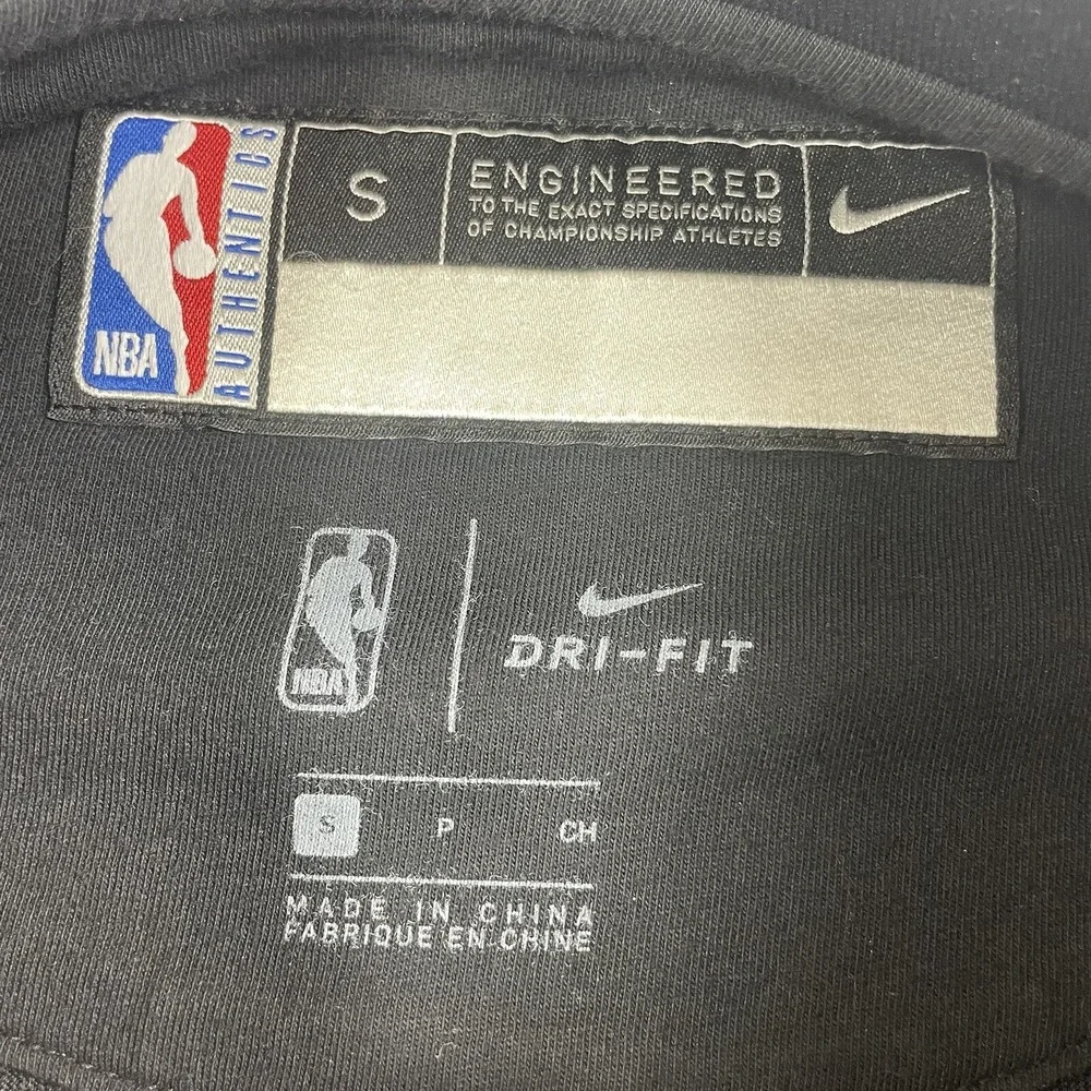 Nike Orlando Magic Mens Black Crewneck Sweatshirt Size Small NBA Dri-FIT